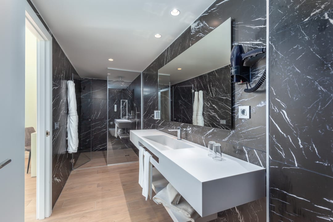 Zimmer Kumara Serenoa by Lopesan Hotels