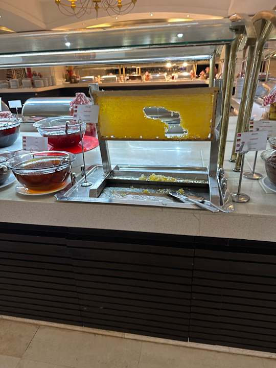 Gastro Seamelia Beach Resort