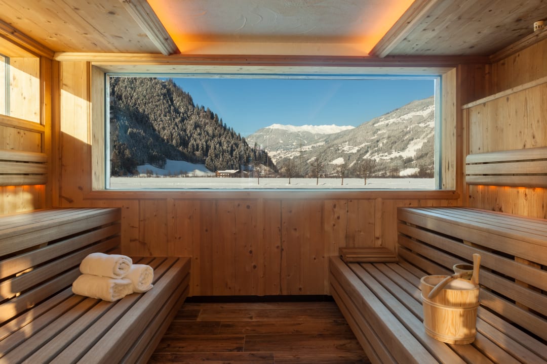 Pool SONNENHOF FERIENHOTEL