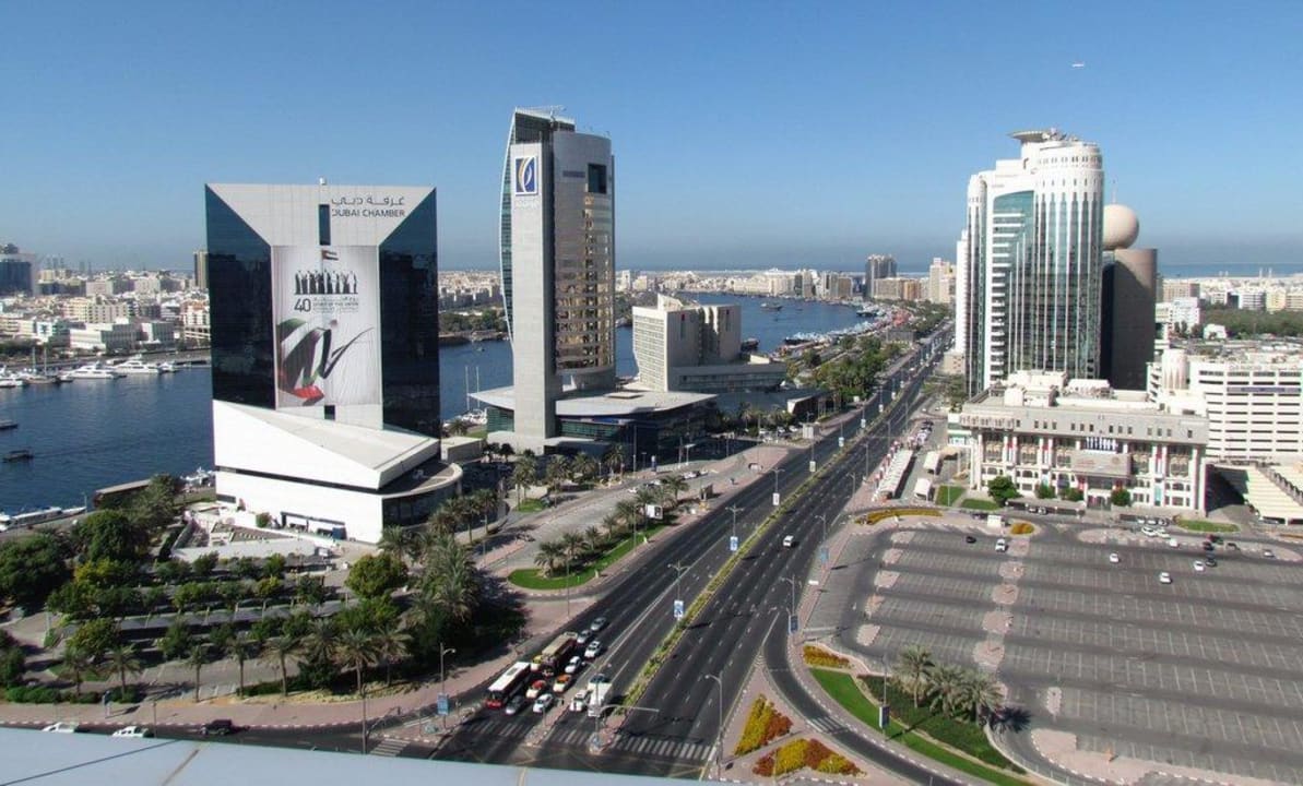 Creek Golden Sands Hotel Creek