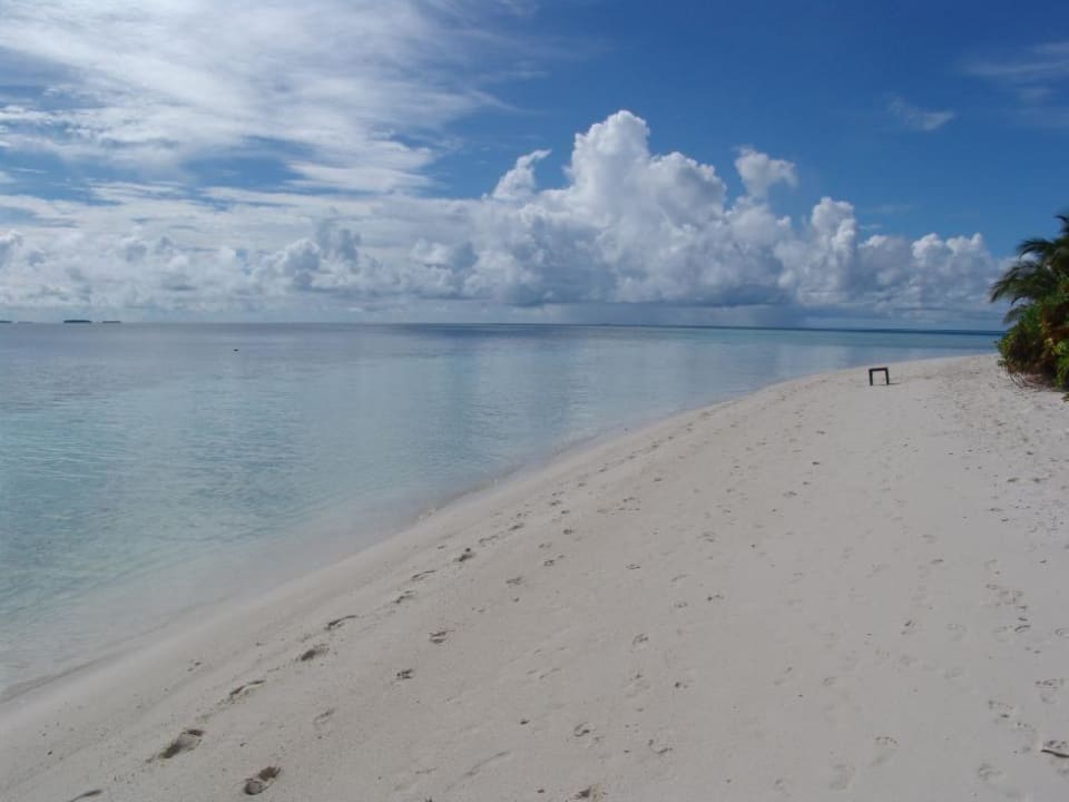 Strand 1 Vilamendhoo Island Resort & Spa