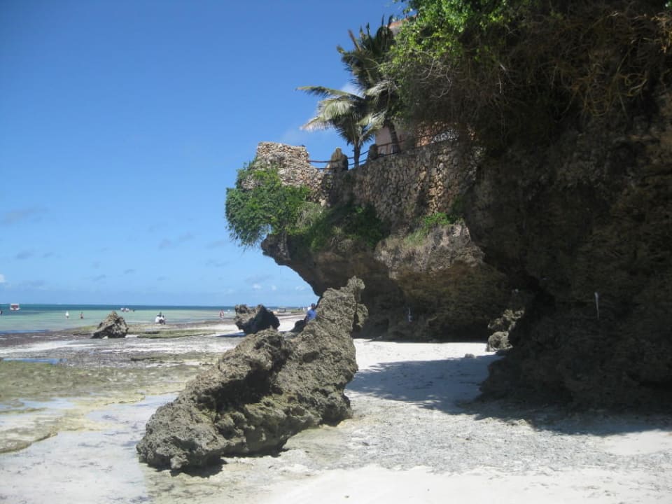Strand am Hotel Bahari Beach Hotel
