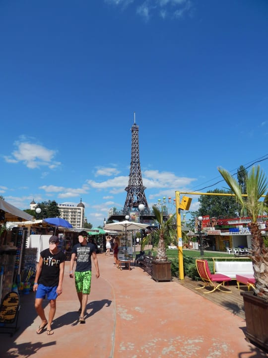 Deptaczek obok plaży Hotel Atlas