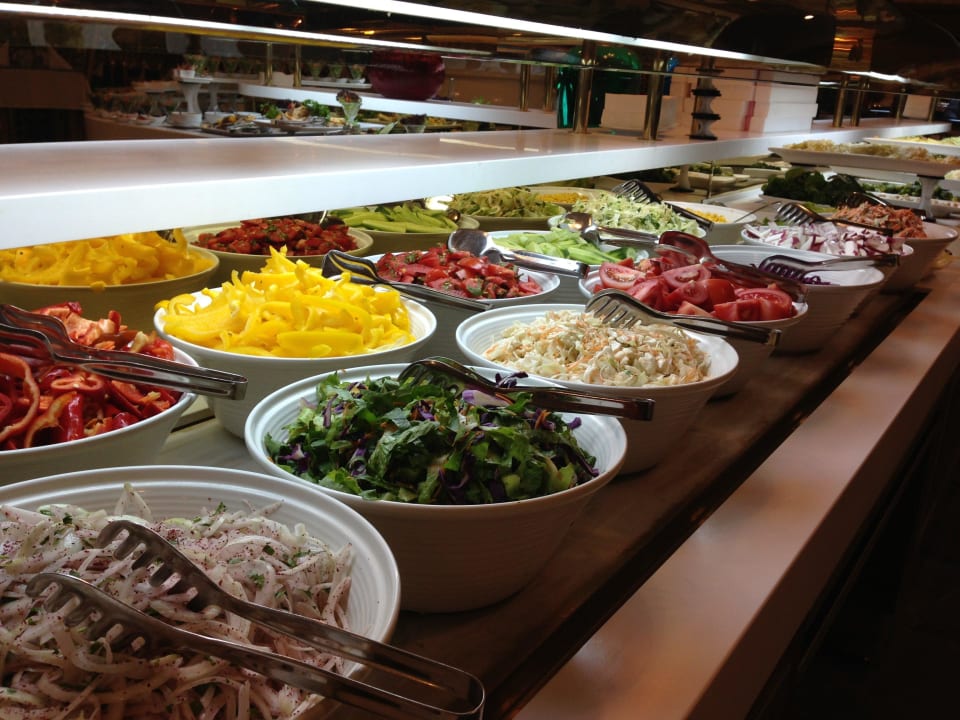 Salate - am Anfang frisch  Kirman Belazur Resort & Spa