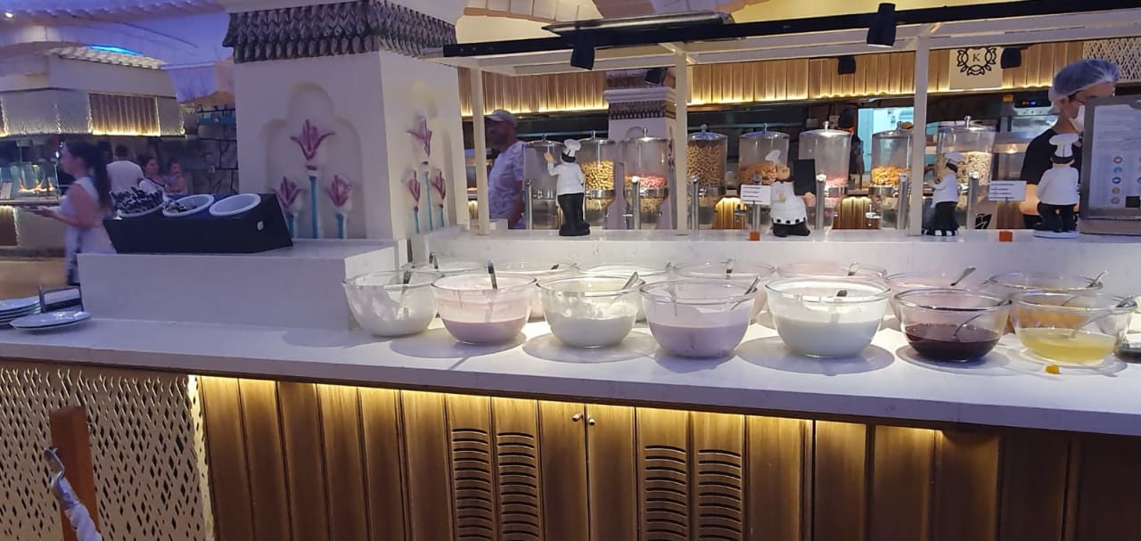 Gastro Kamelya Aishen Club