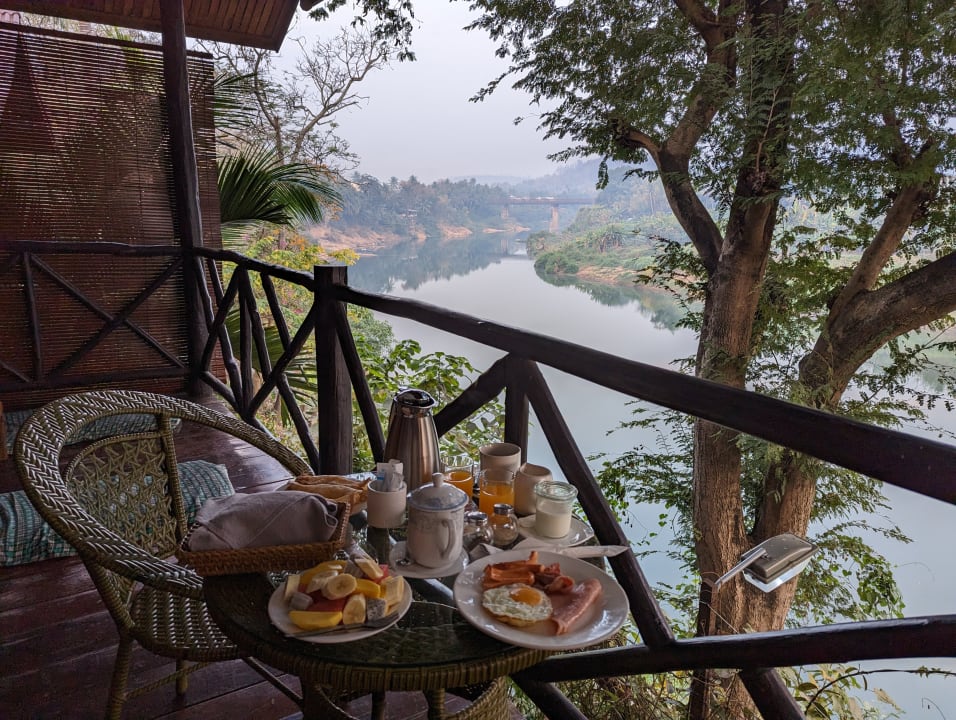 Gastro Thongbay Guesthouse