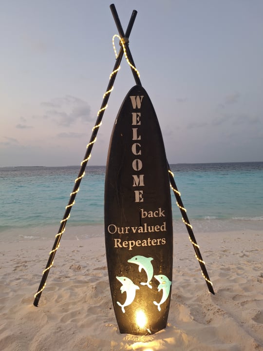 Strand Adaaran Select Meedhupparu Island Resort - Premium All Inclusive