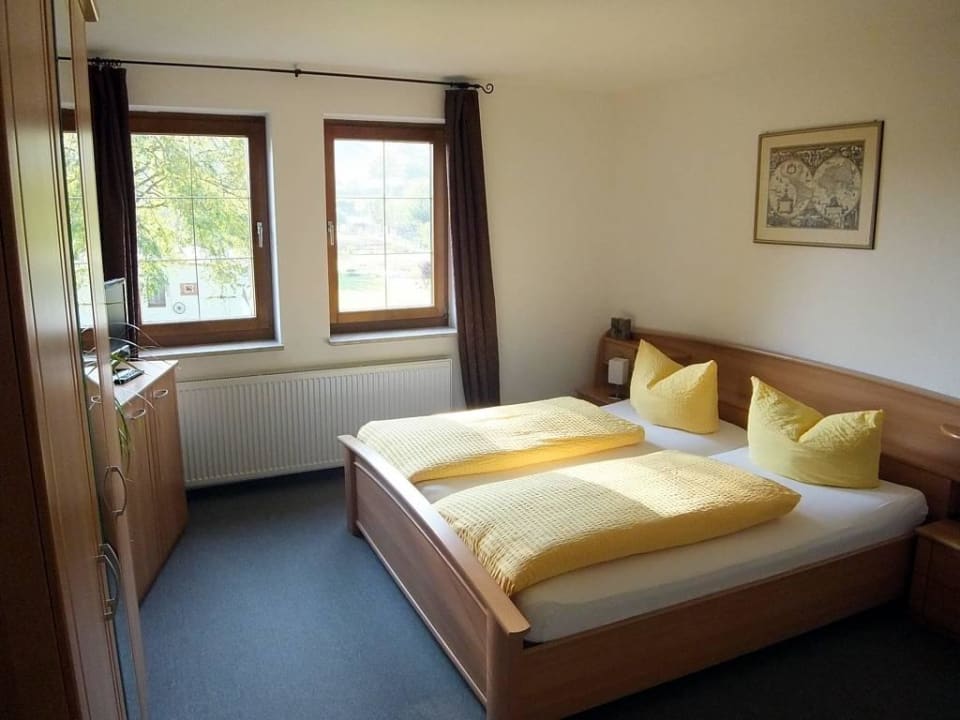 Zimmer Hotel Garni Zum Rebstock