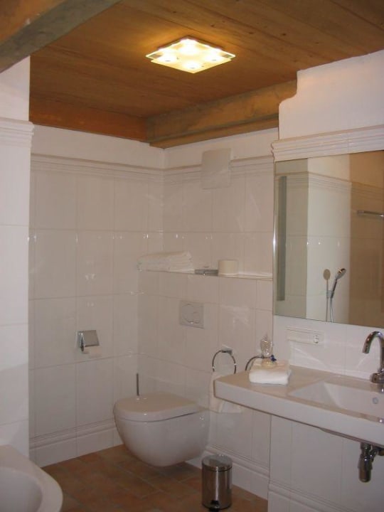 Bad mit hochwertiger Ausstattung Landhaus & Schloss Anras