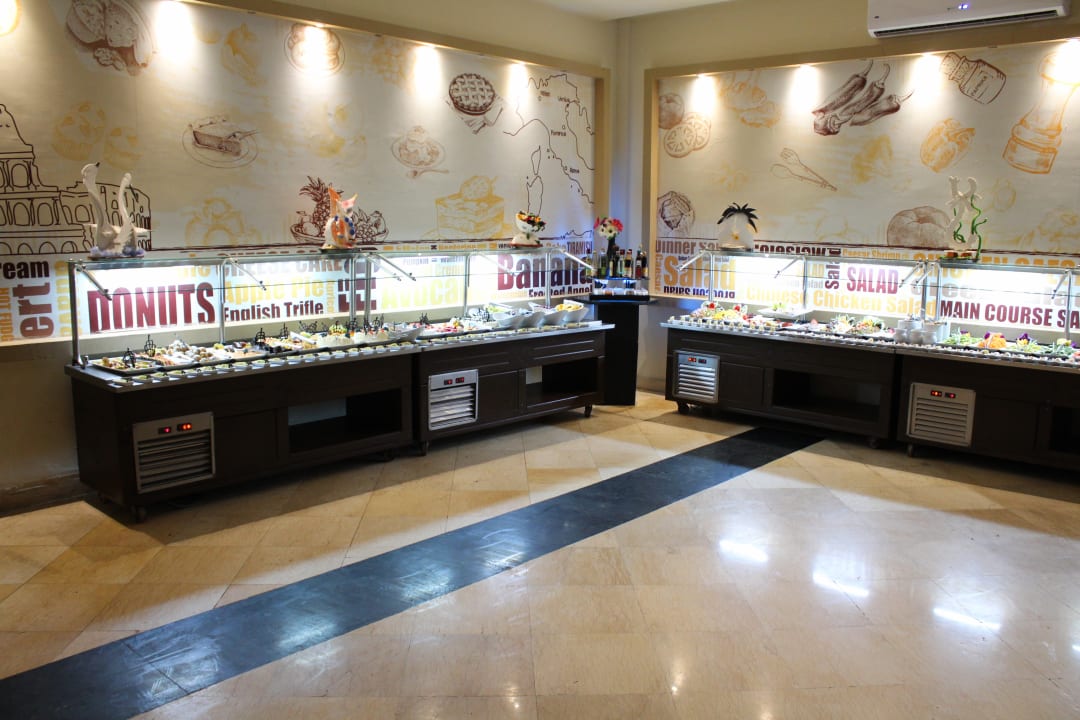 Gastro Three Corners Sea Beach Resort