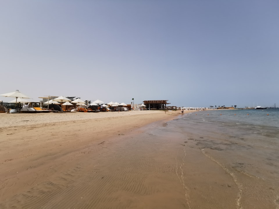 Strand Rixos Premium Magawish Suites & Villas