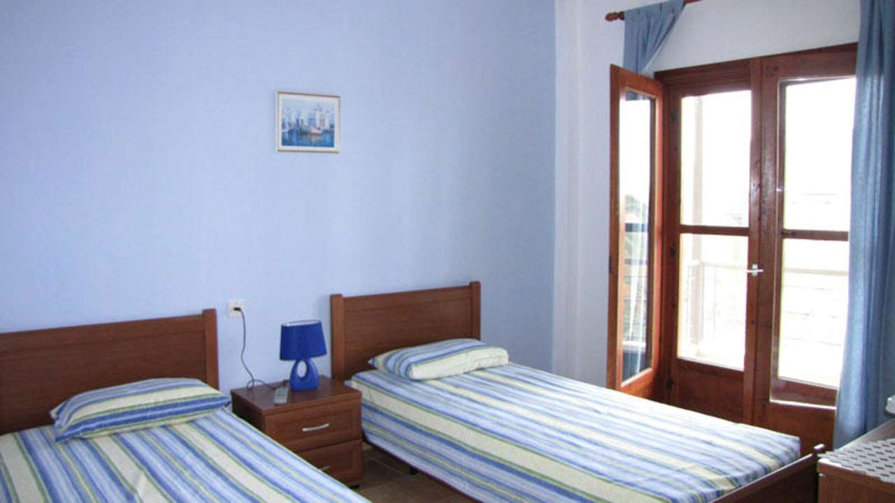 Schlafzimmer (1) Appartement Typ B Evristhenis House 2