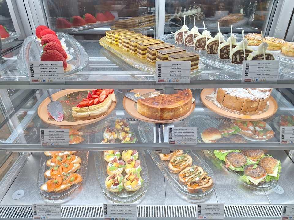 Gastro Acanthus Cennet Barut Collection