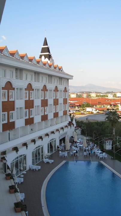 Vom Balkon auf Pool Side Royal Paradise Hotel