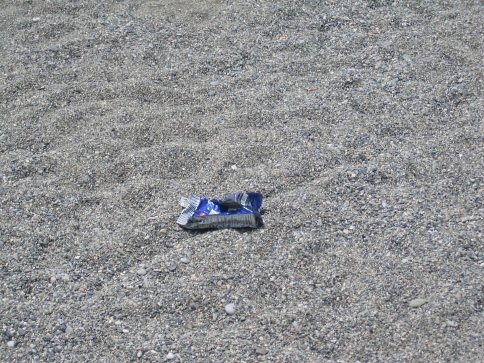 Das nennen sie "Strand" Senza Sunset Beach Hotel