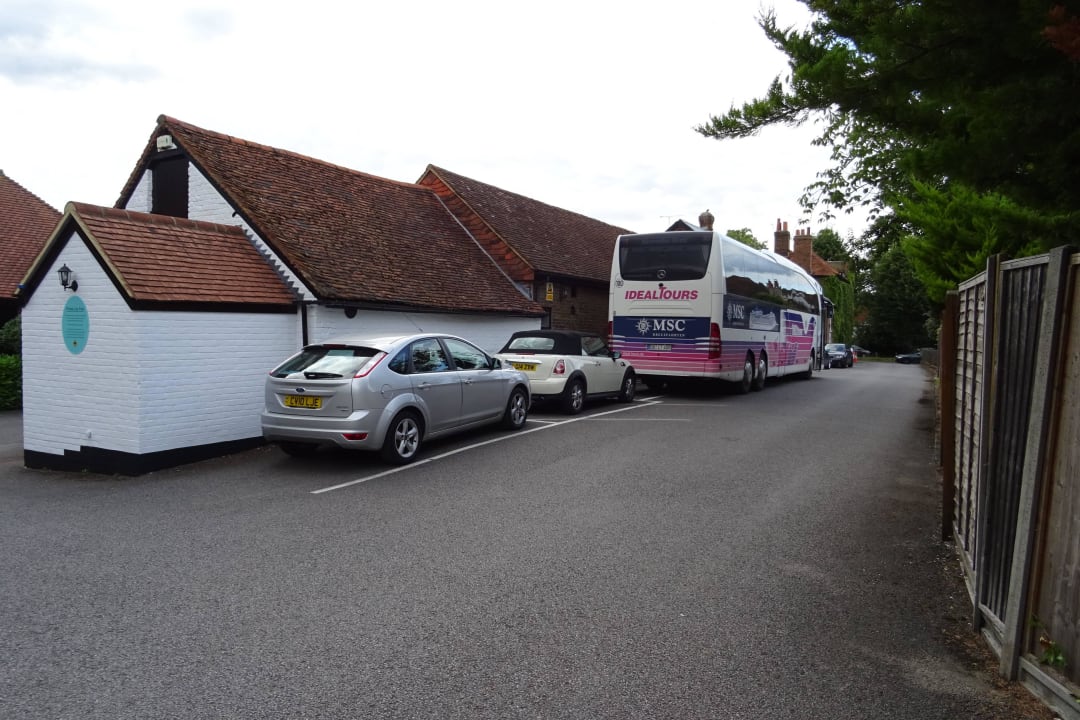 Parkplätze ausreichend vorhanden Hotel The Talbot Inn