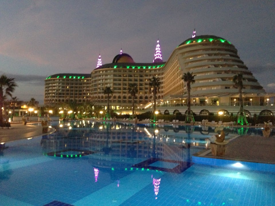 Außenanlage mit Hotel-Panorama Hotel Delphin Imperial