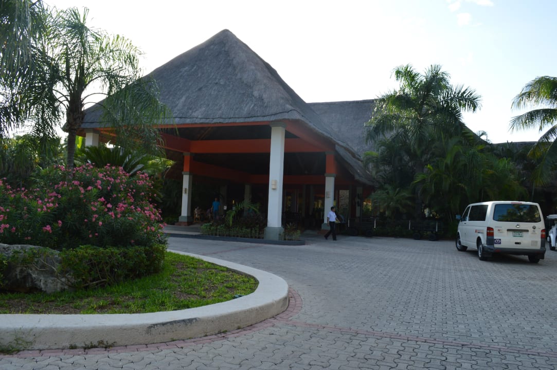 Die Lobby - Ankunft Grand Palladium Kantenah Resort & Spa