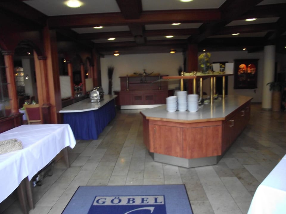 Eingang zum Restaurant vom See Göbel's Seehotel Diemelsee