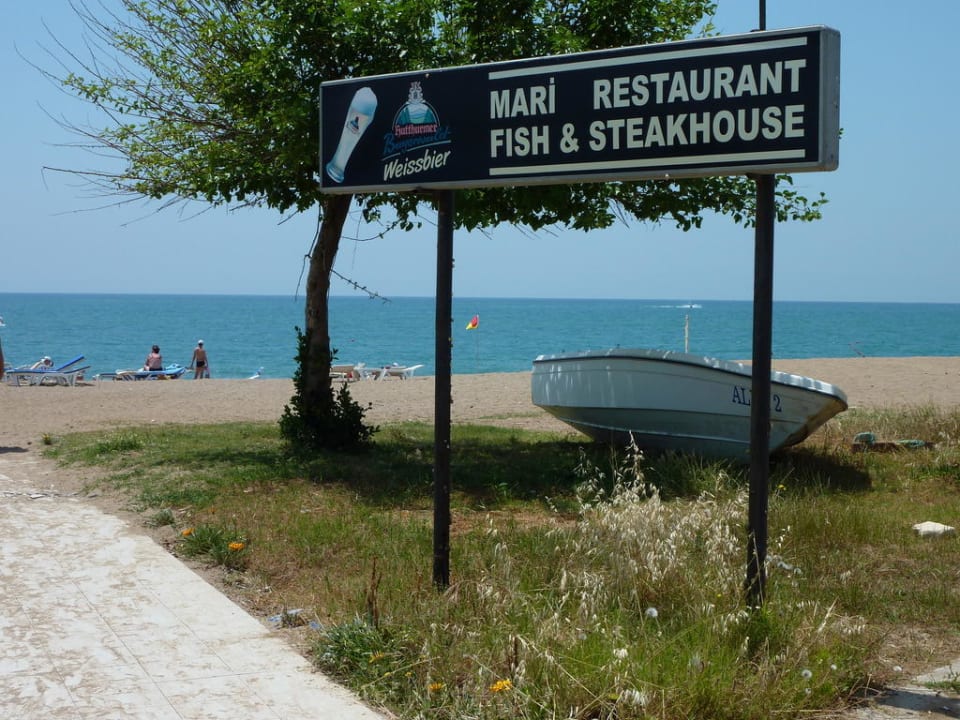 Eingang zur ehem. Strandbar Hotel Mari