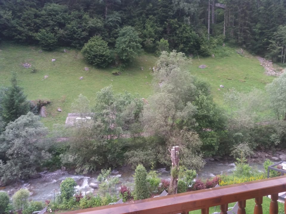 Ausblick ZillergrundRock Luxury Mountain Resort