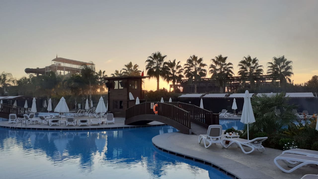 Pool Adalya Elite Lara
