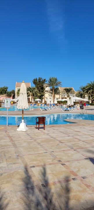 Pool Mövenpick Resort & Spa El Gouna