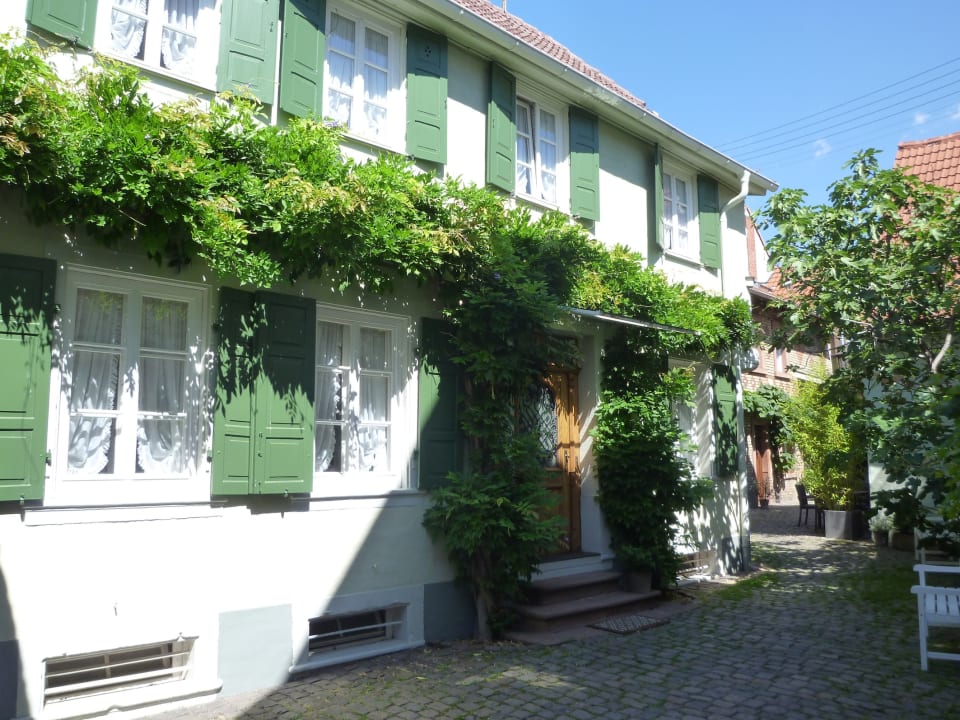 Außenansicht Rebstöckel Gästehaus WeinHof & Vinothek