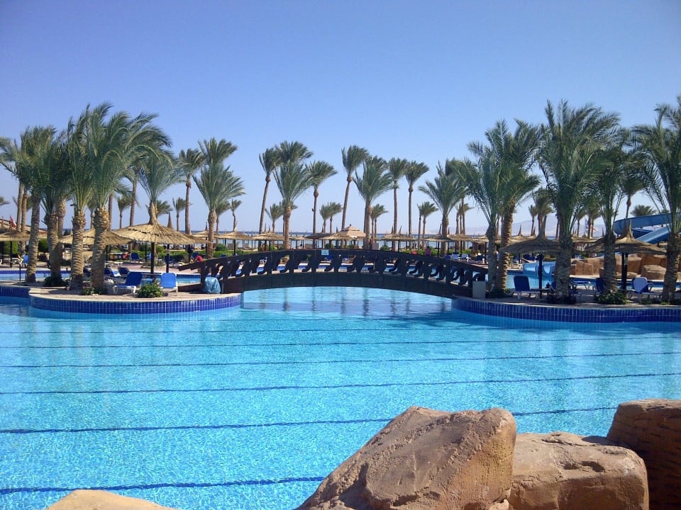 Basen Sea Beach Aqua Park Resort Managed by Blue Resorts