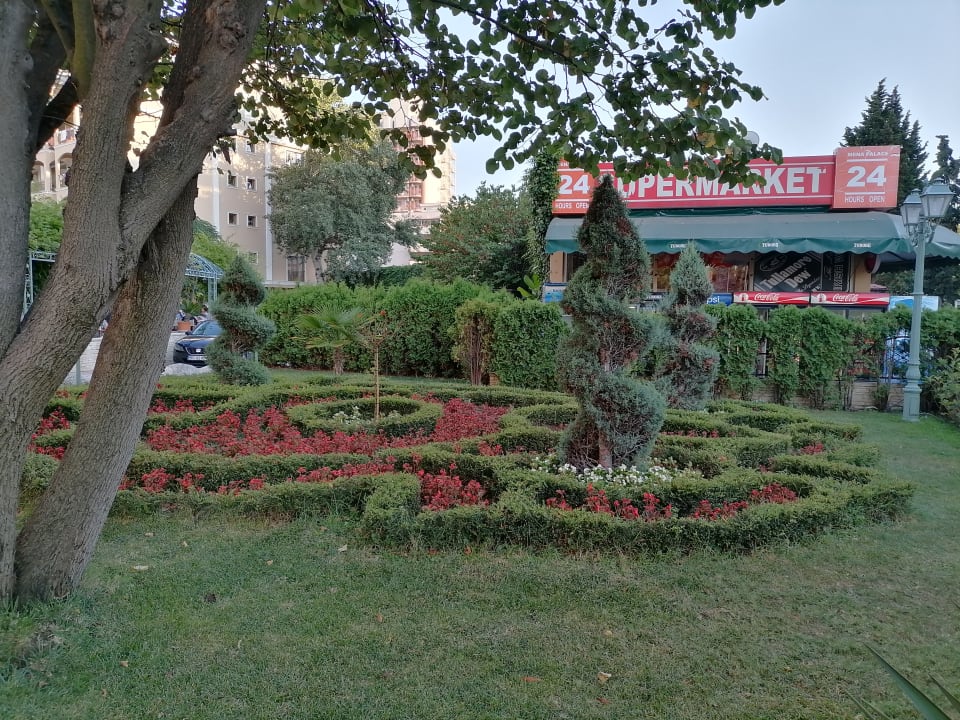 Gartenanlage Hotel Mena Palace