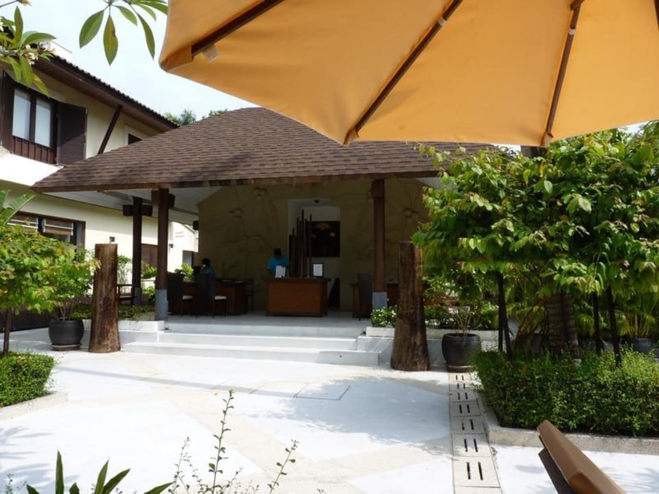 Rezeption Iyara Beach Hotel