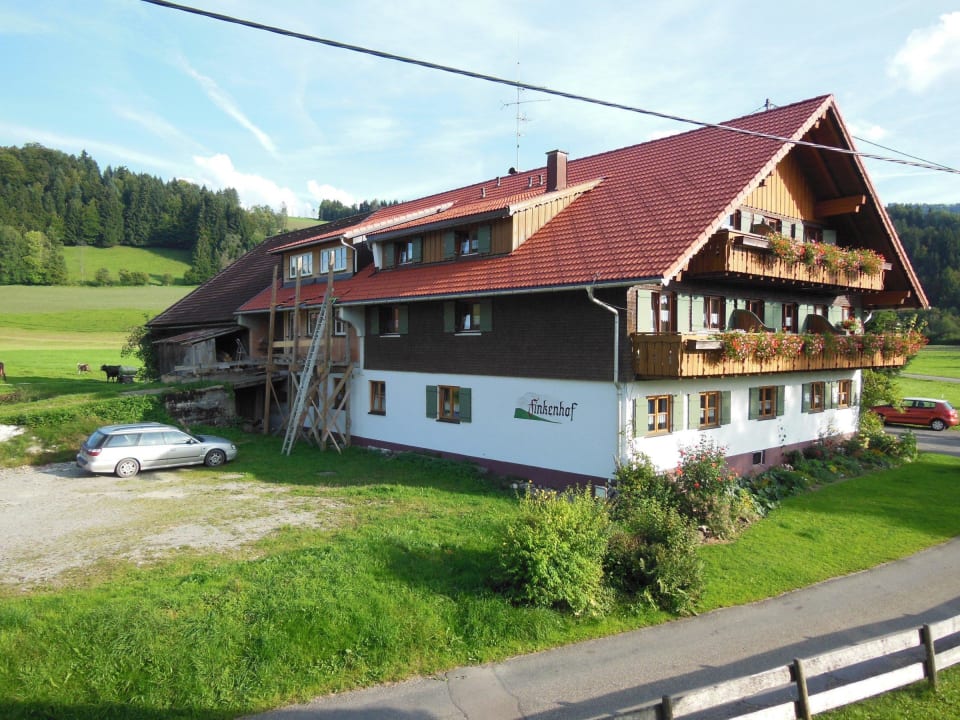 Ausblick auf Hauptgebäude Ferienwohnungen Finkenhof