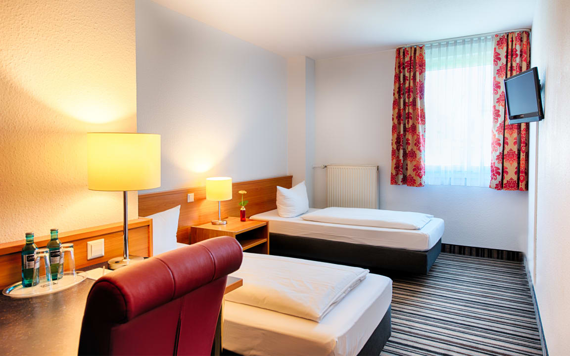 Zimmer ACHAT Hotel Stuttgart Zuffenhausen