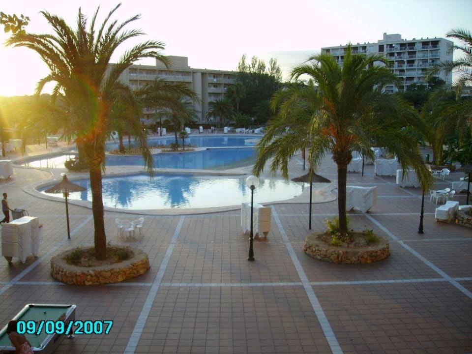 Poolandschaft Hotel Club Cala Romani