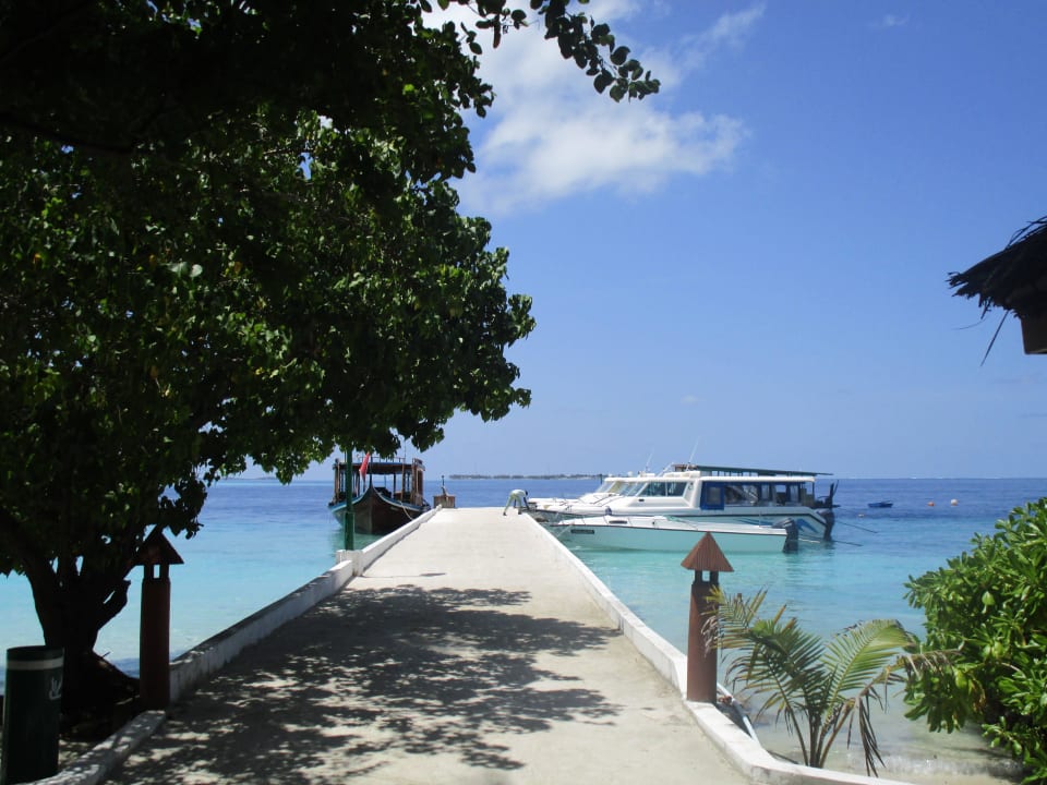 Jetty, der Hauptsteg Biyadhoo Island Resort