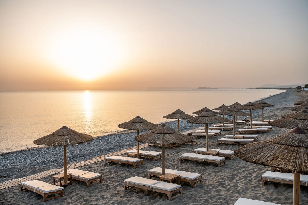 Strand Avra Imperial Hotel