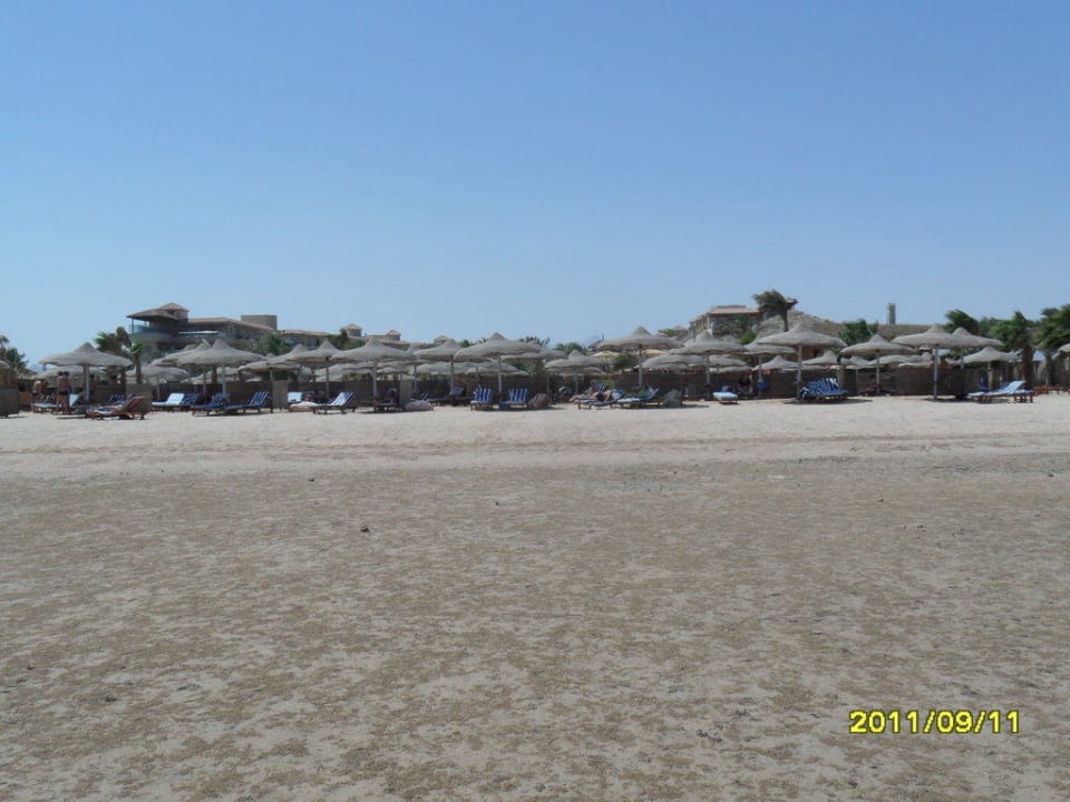Hotel vom Strand aus zu sehen Amwaj Beach Club Abu Soma Resort