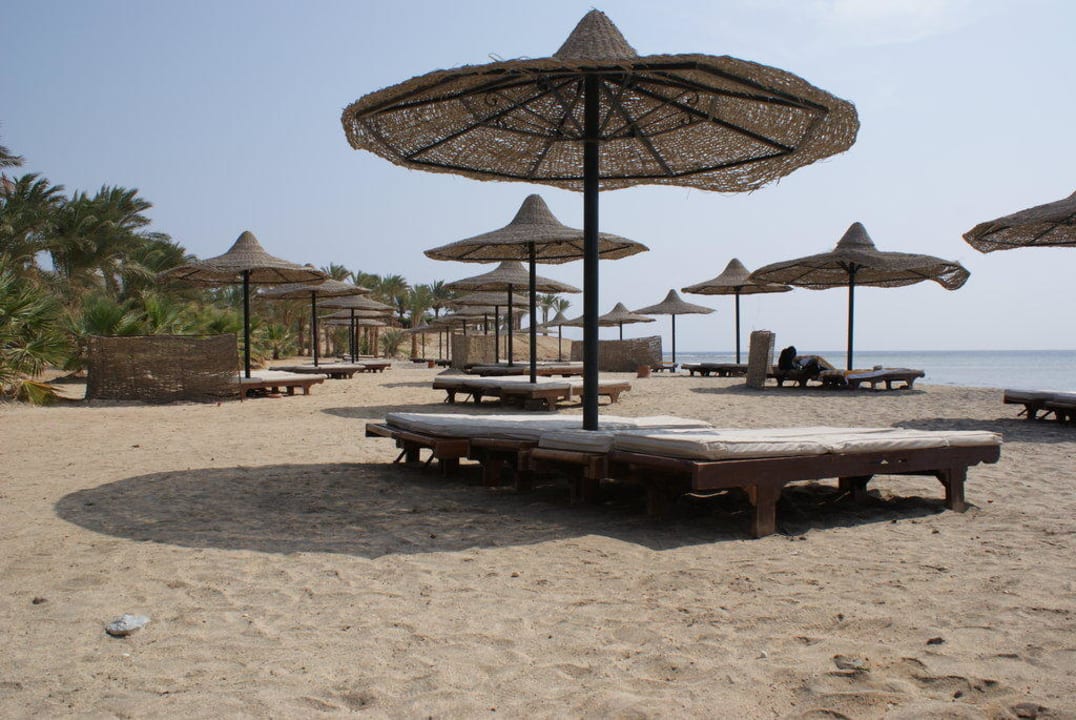 Lezaki - plaza Brayka Bay Resort