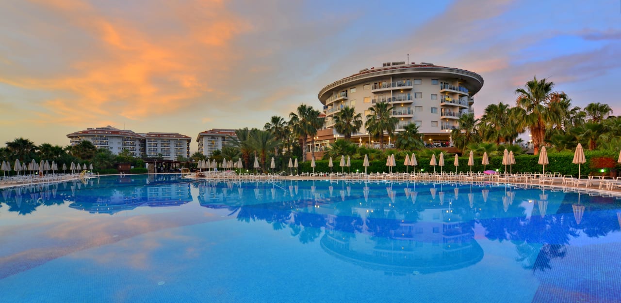 Pool Seaden Sea World Resort & Spa