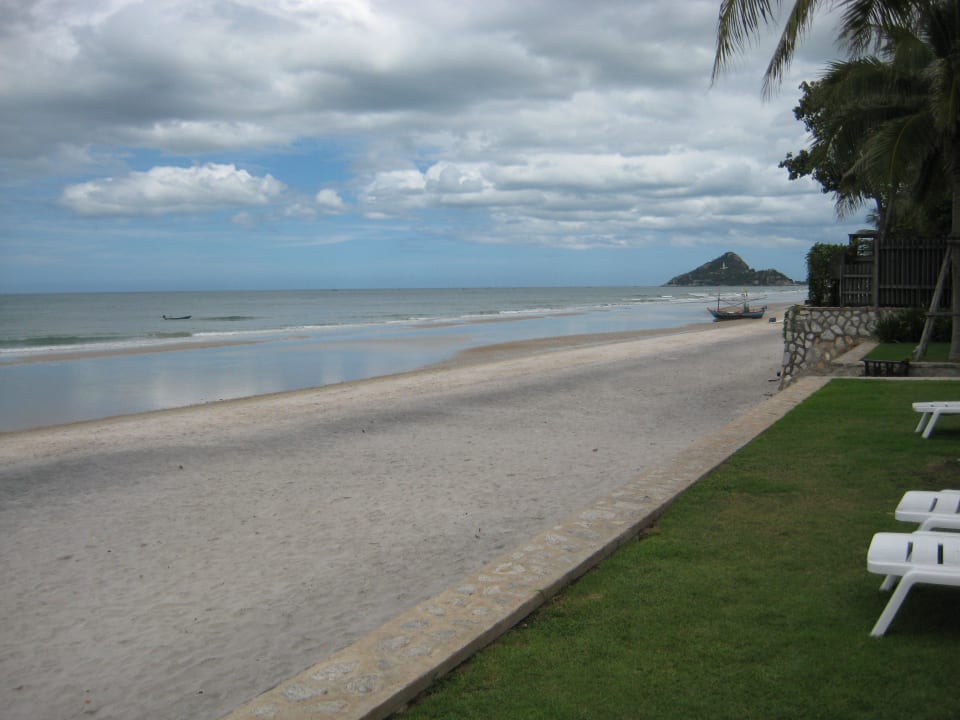 Am Strand ist es gut laufen Marrakesh Hua Hin Residence by Hua Hin Stay