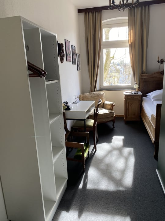 Zimmer EIFELkrimihotel