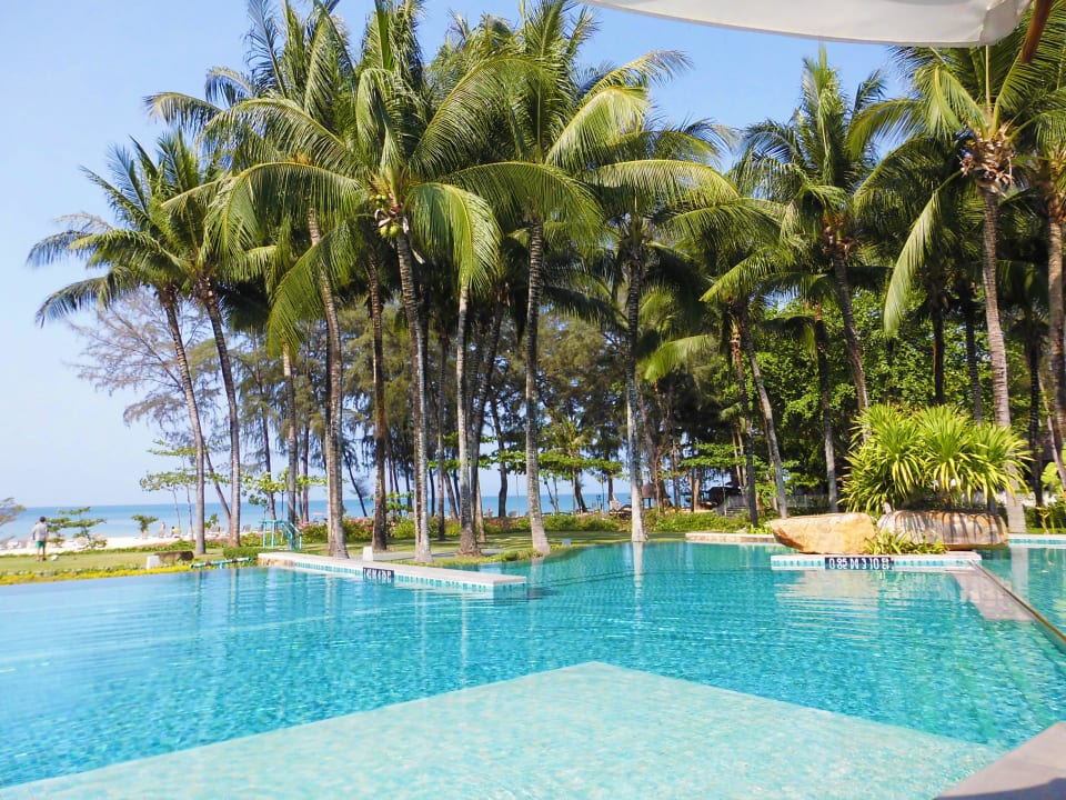 Pool Dusit Thani Krabi Beach Resort