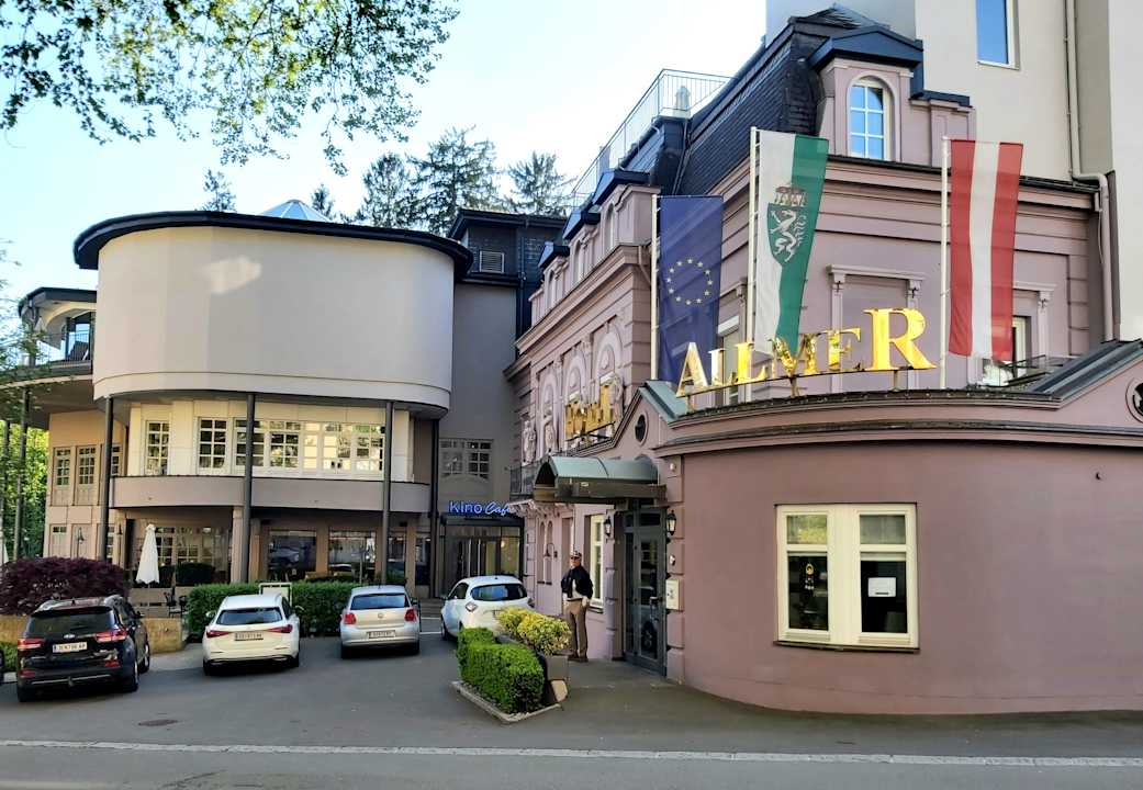 Außenansicht Wellnesshotel Allmer