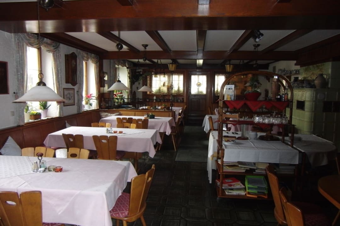 Restaurant Gasthaus Pension zur Linde