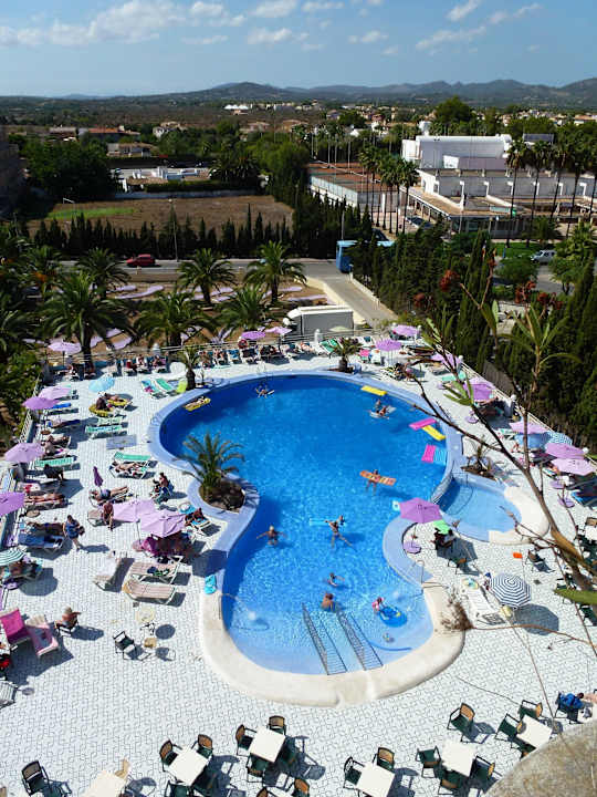 Výhled z balkonu Bei Juan Playa Blanca