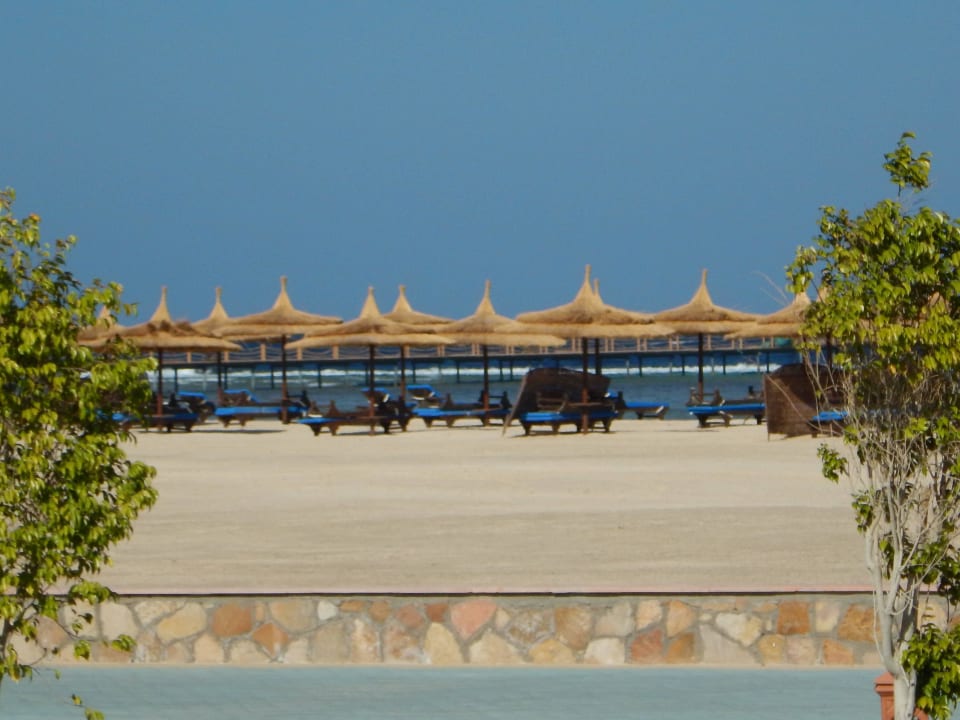 Leerer Strand Novotel Marsa Alam Beach Resort
