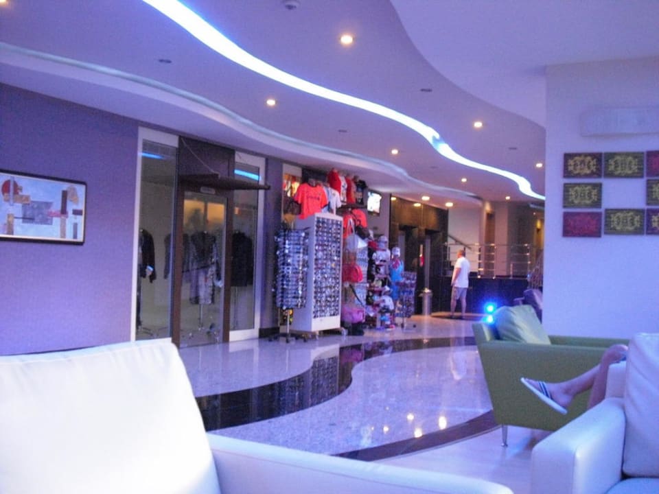 Lobby My Home Resort