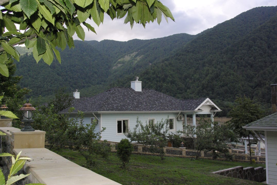 Cottage Qafqaz Resort Hotel