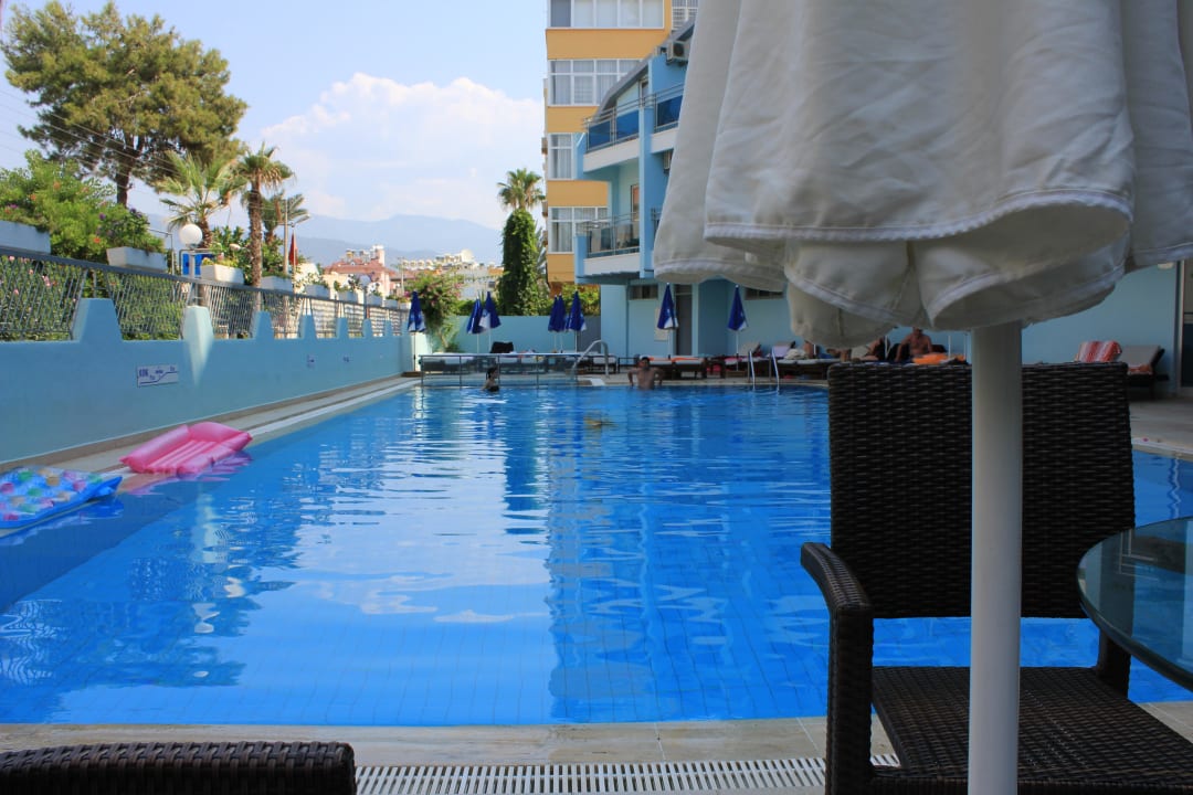 Pool Blue Diamond Alya