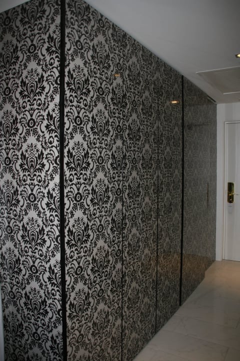 Abtrennung zum Bad Hotel Colon Gran Melia - The Leading Hotels of the World